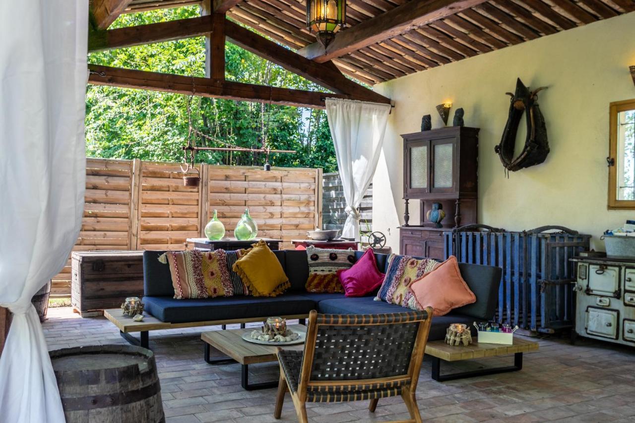 Gites Domaine Des Machottes Grans エクステリア 写真